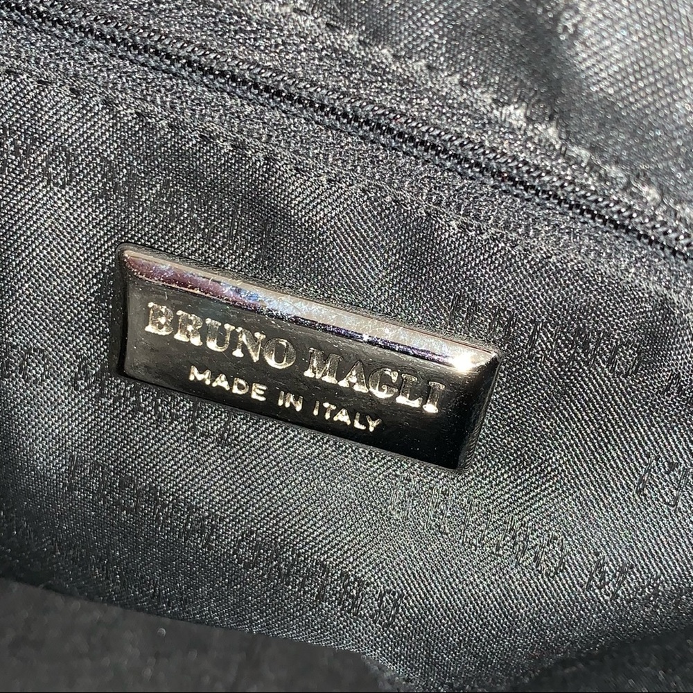 Bruno Magli leather shoulder bag - Picture 8 of 9